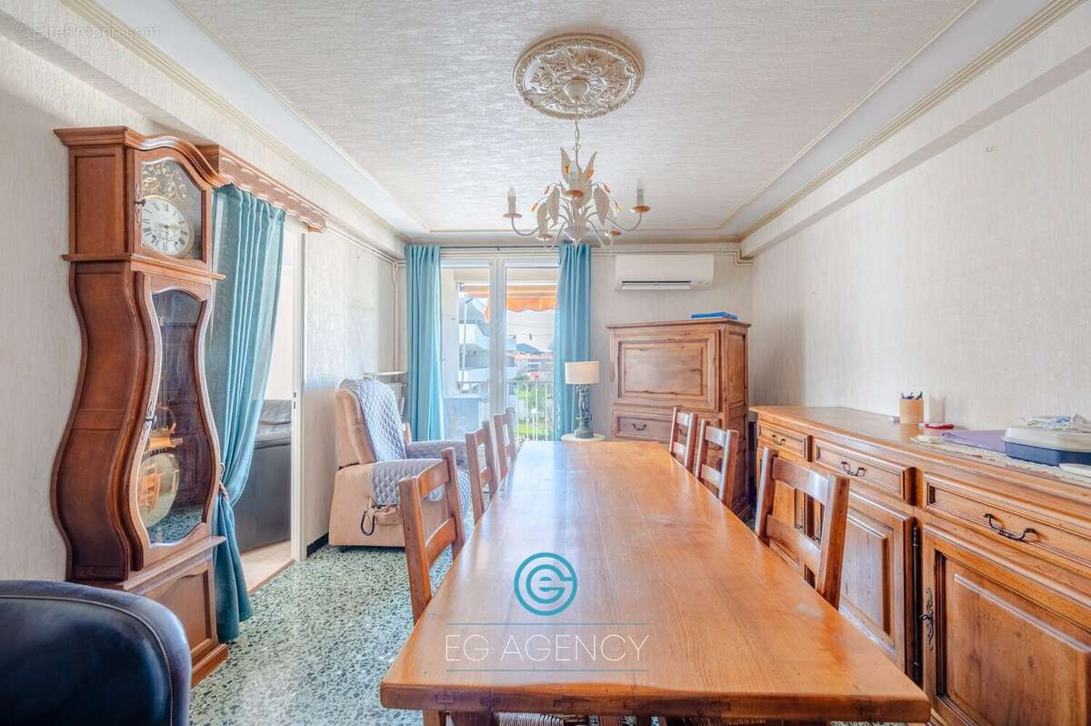 Appartement à MARSEILLE-8E