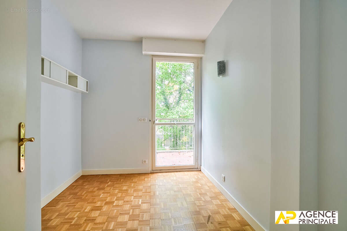 Appartement à MAISONS-LAFFITTE
