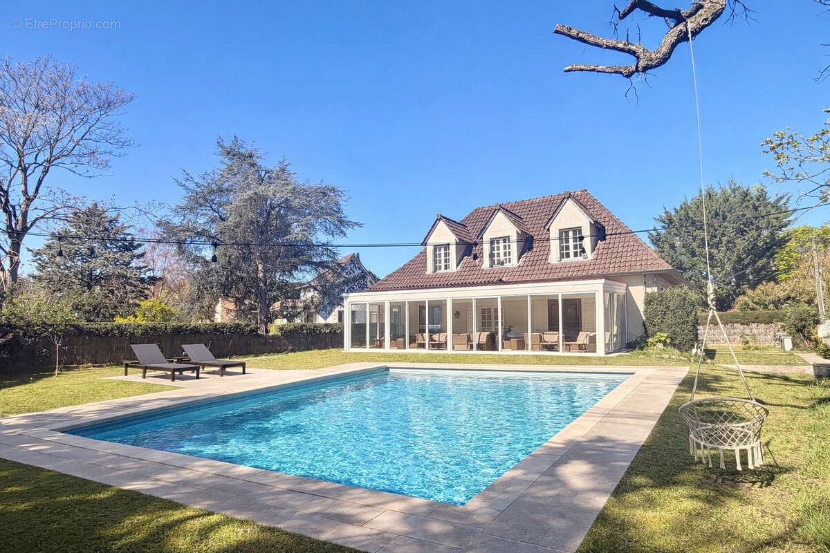 Maison à MAISONS-LAFFITTE