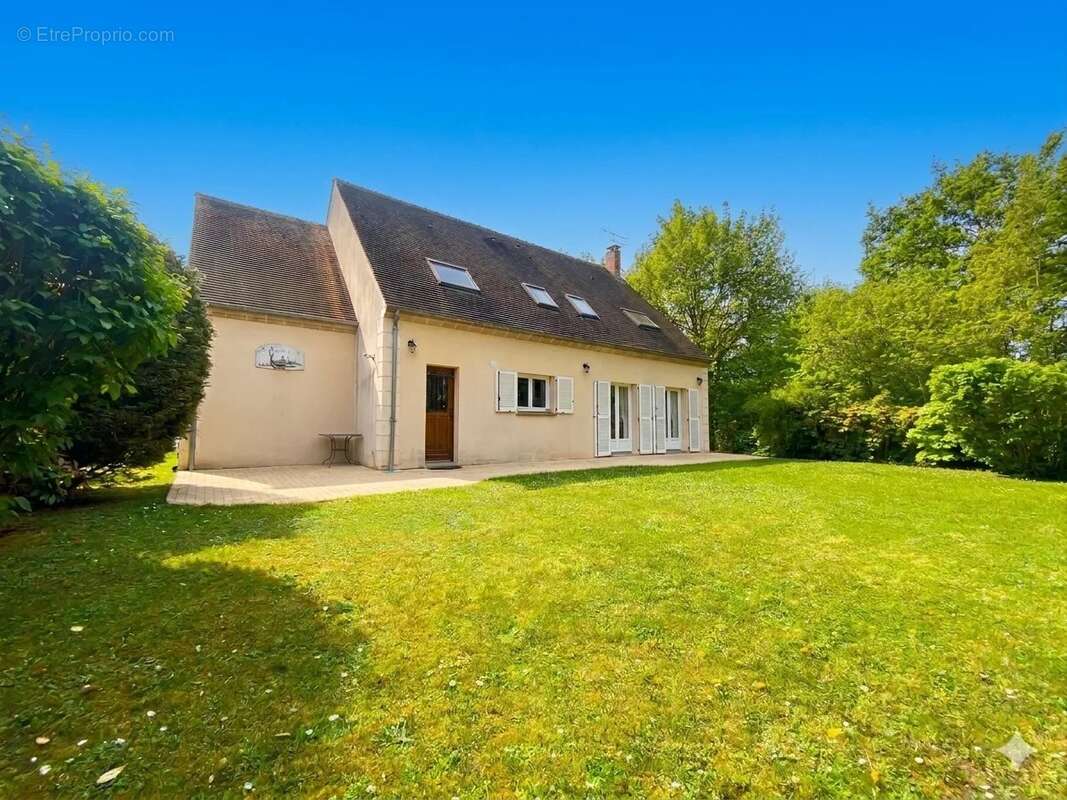 Maison à LE PLESSIS-TREVISE