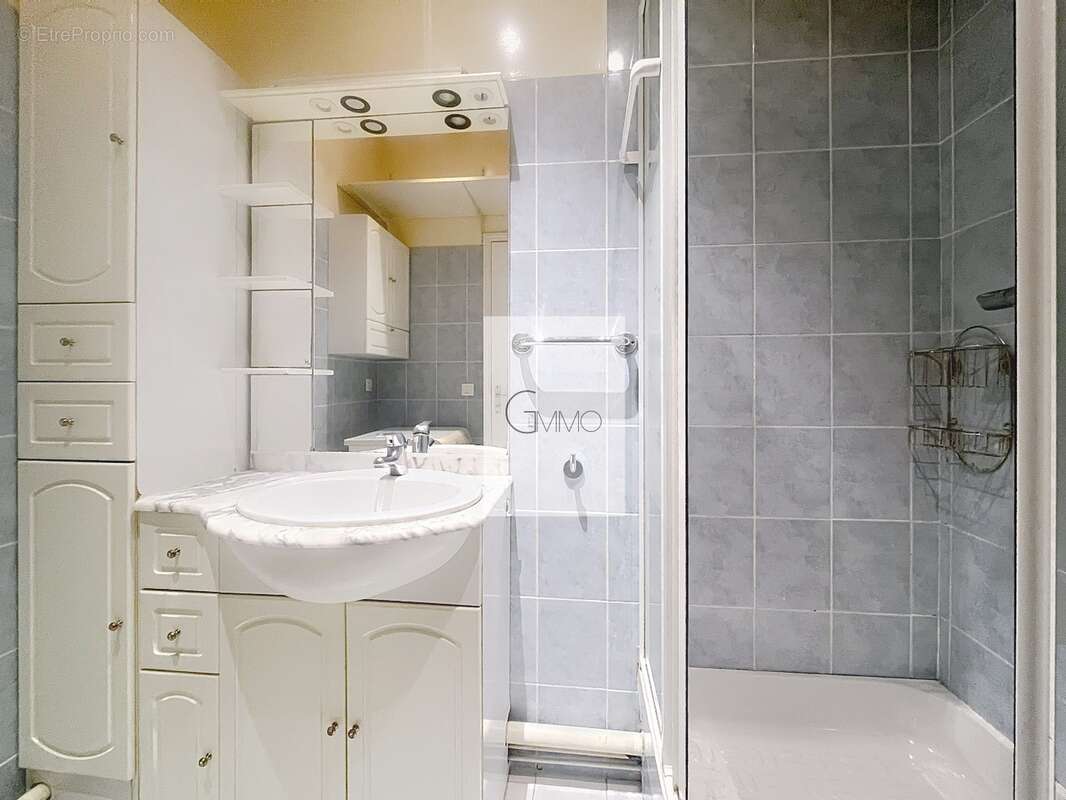 Appartement à NANTERRE