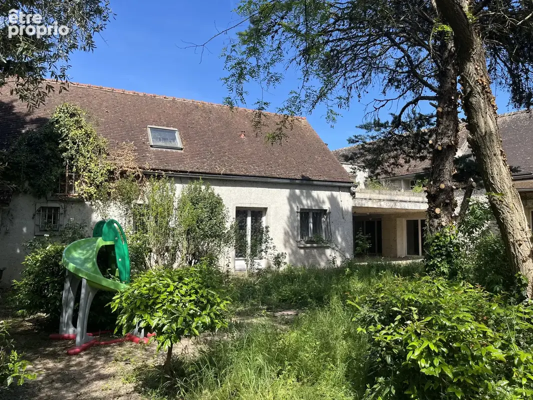 Exclusivité - propriété de caractère 850 m², terrain 4500 m² - photo 4