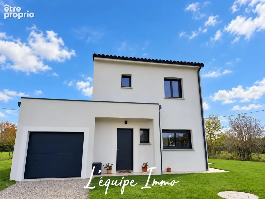 Superbe maison contemporaine T5 - 100 m2 - Parcelle de 684 m2 - Garage et piscine - - photo 14