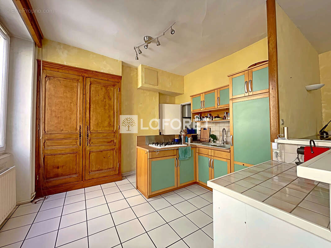 Appartement Saint Etienne 3 pièces 101 m² - Jean Jaures - photo 4