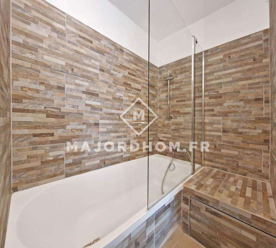 Appartement à MARSEILLE-9E