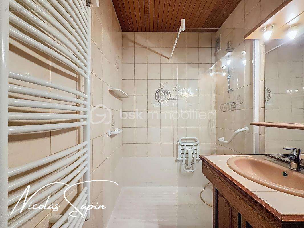 Appartement à ECHIROLLES