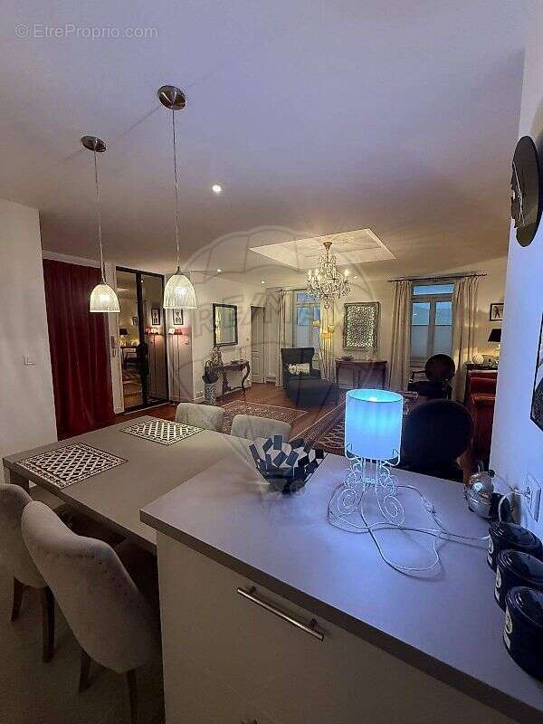 Appartement à AUBENAS