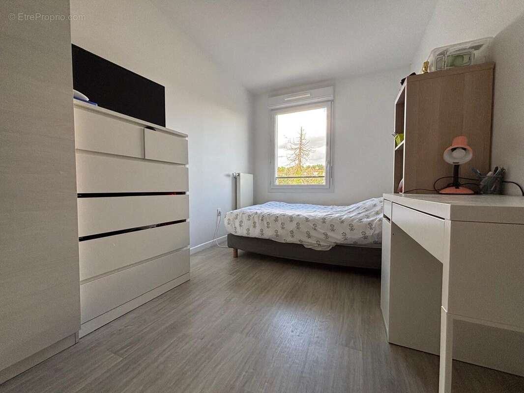 Appartement à CORBEIL-ESSONNES