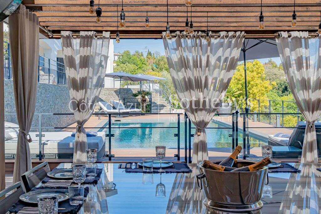 Maison à CAGNES-SUR-MER