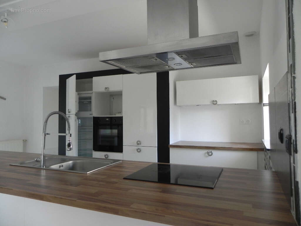 Maison à SAINTE-SEVE