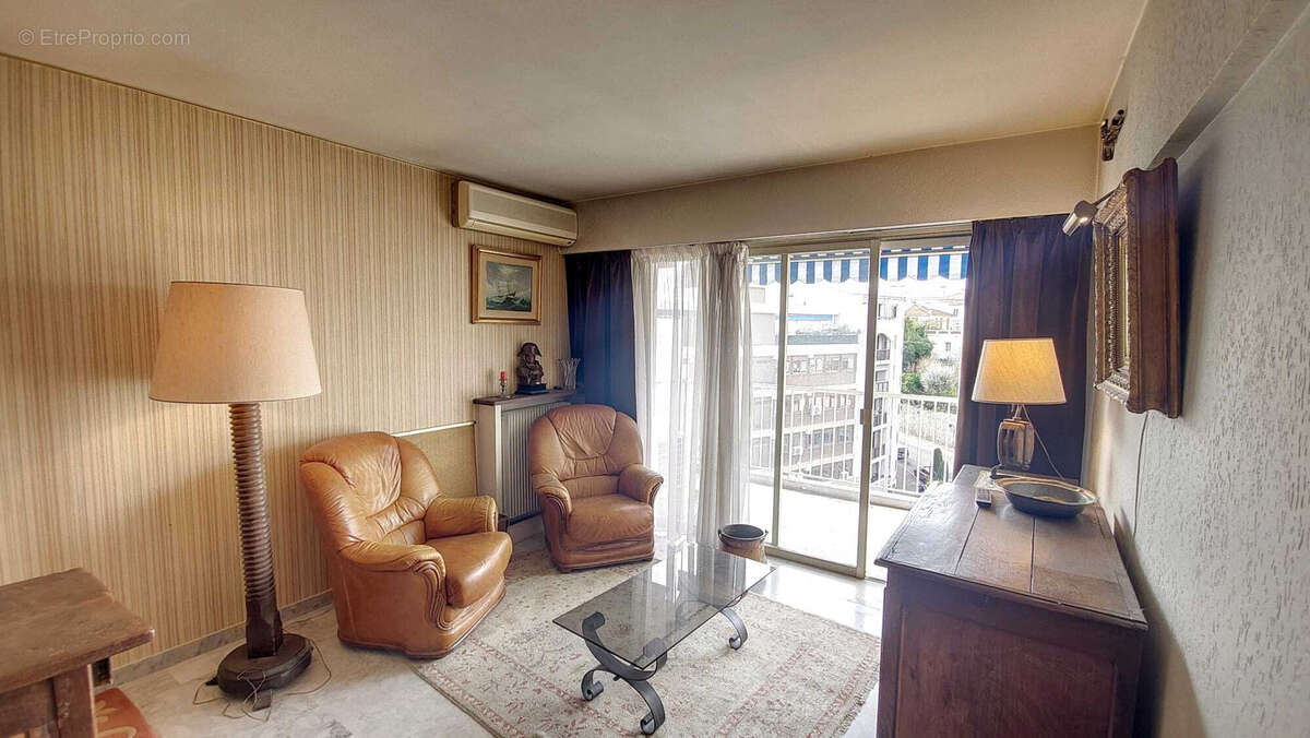 Appartement à CAGNES-SUR-MER