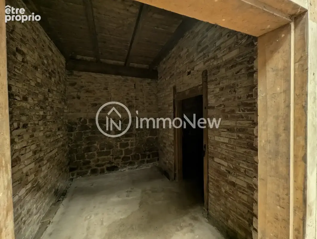 Bâtiment 300 m2 - photo 9