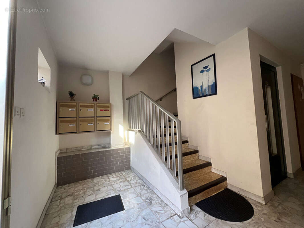 Appartement à HYERES