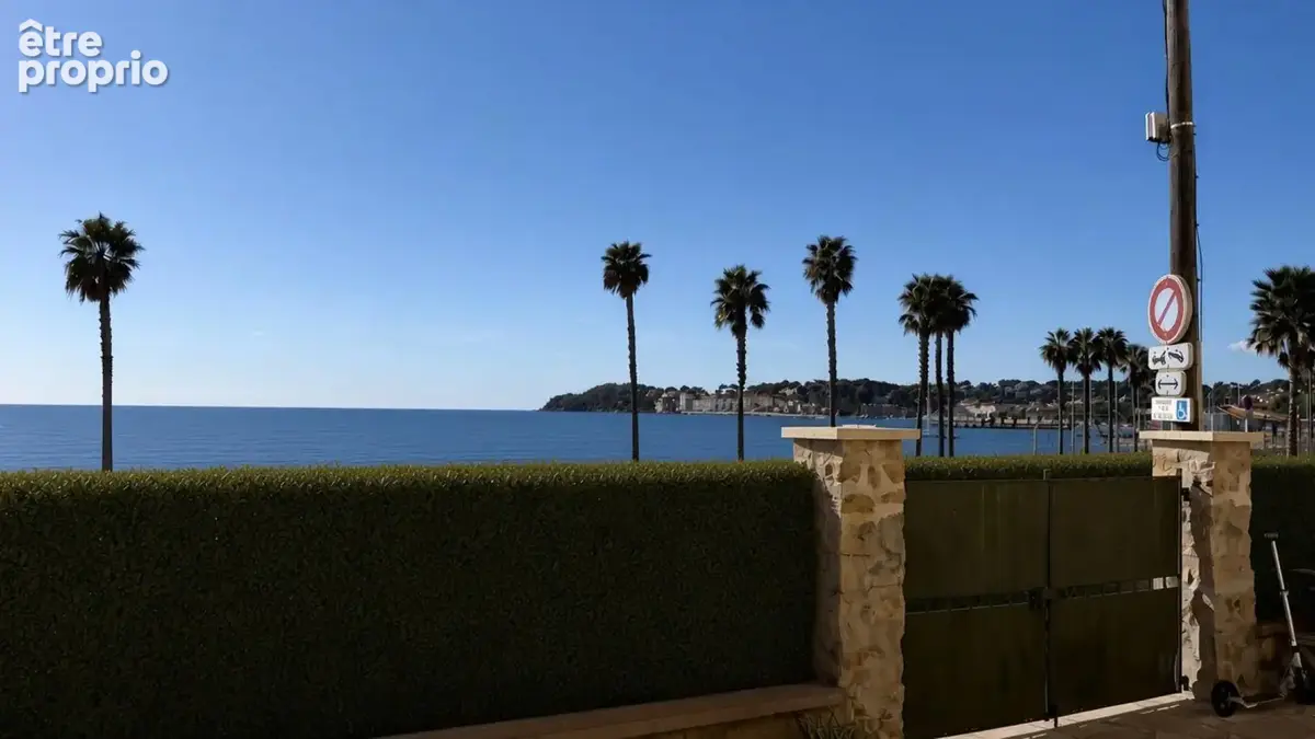 Appartement à SIX-FOURS-LES-PLAGES