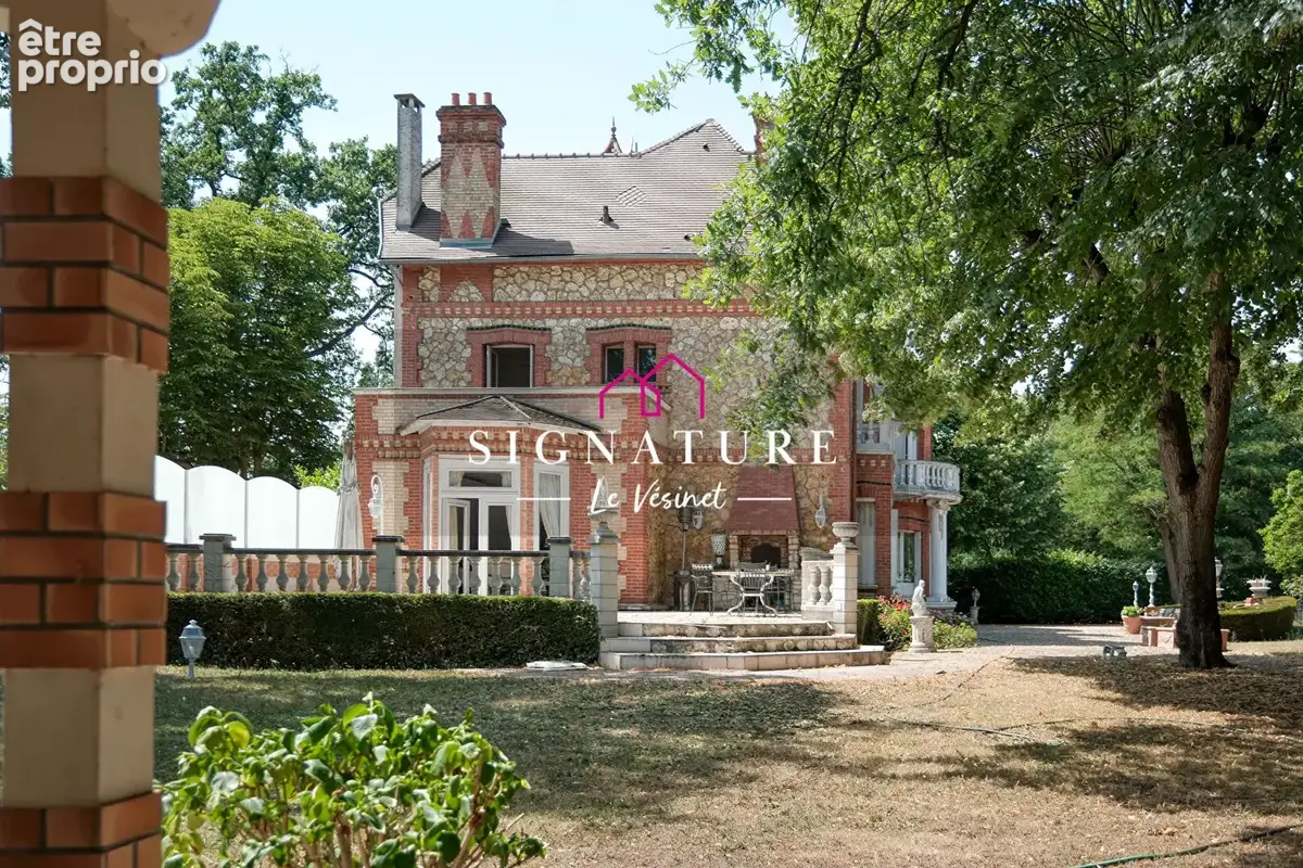 Le Vésinet - Avenue de la Prise d'Eau : Propriété de caractère avec parc arboré et dépendance - photo 9