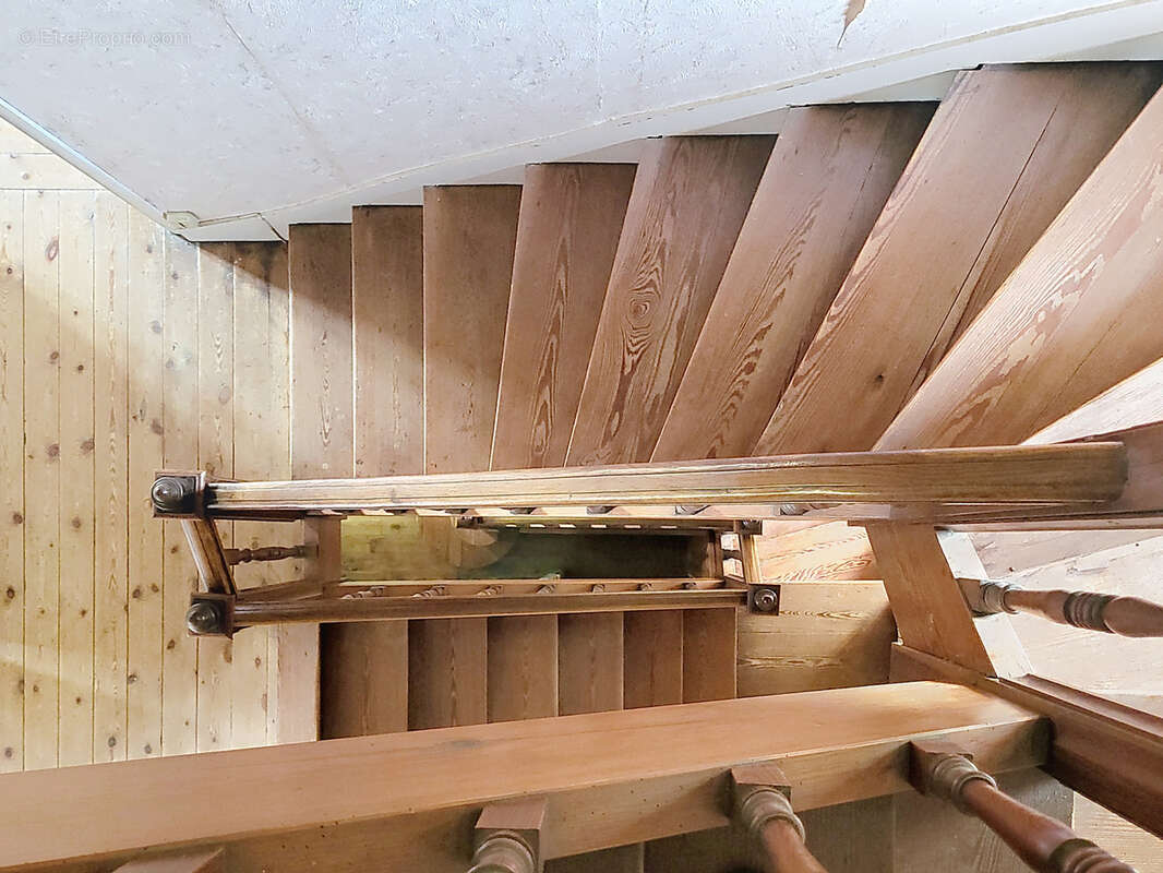 Maison à MONTMARTIN-SUR-MER