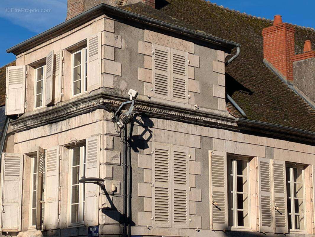 Appartement à LA CHARITE-SUR-LOIRE