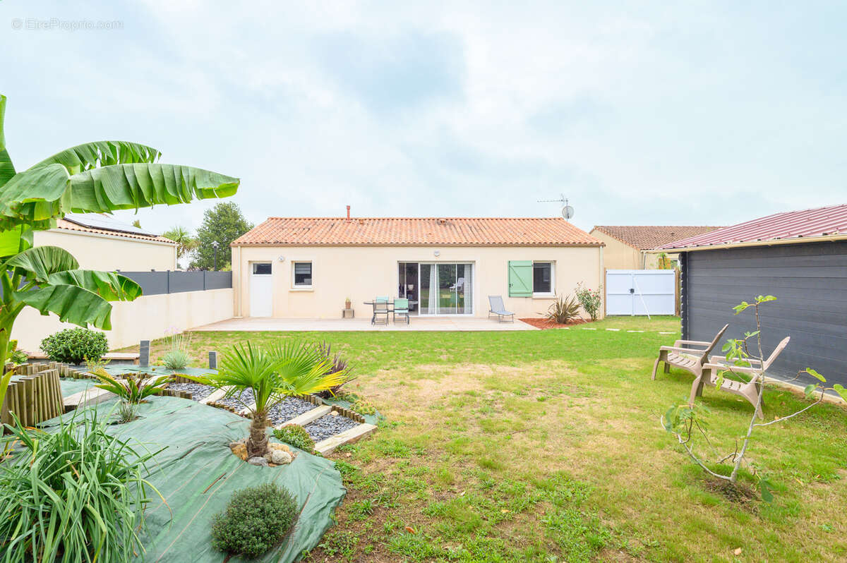 Maison à LES CLOUZEAUX