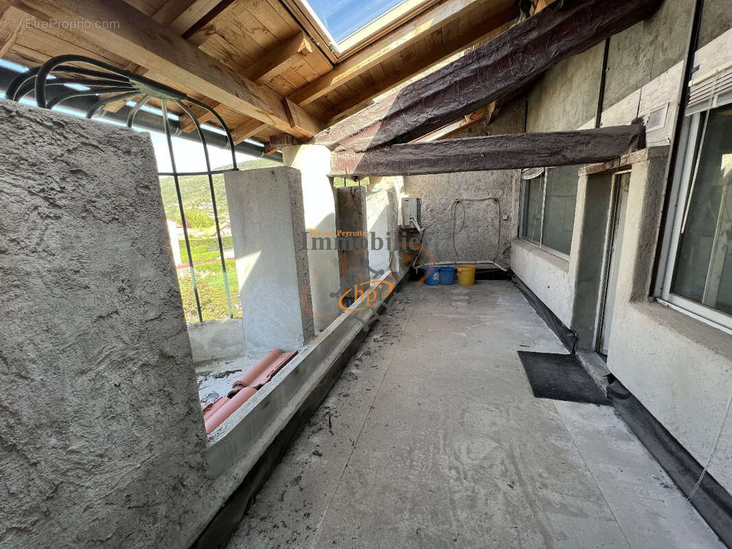 Appartement à SAINT-AFFRIQUE