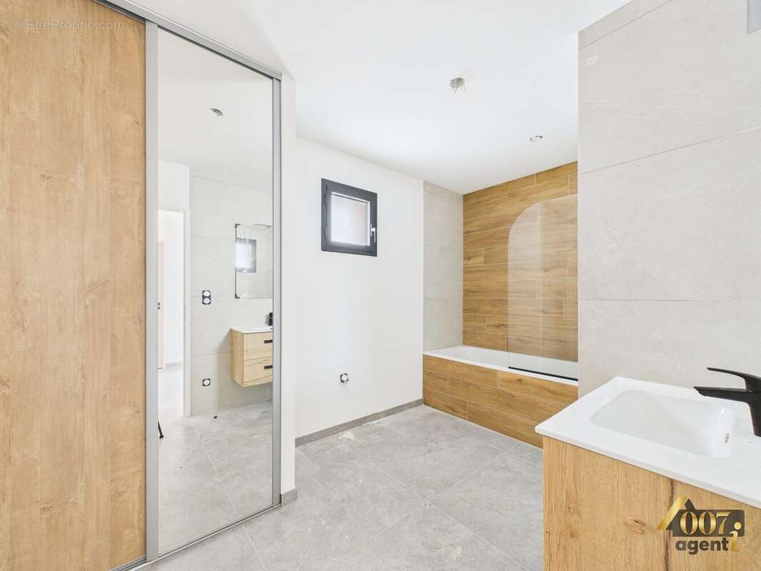 Appartement à MONTMELIAN