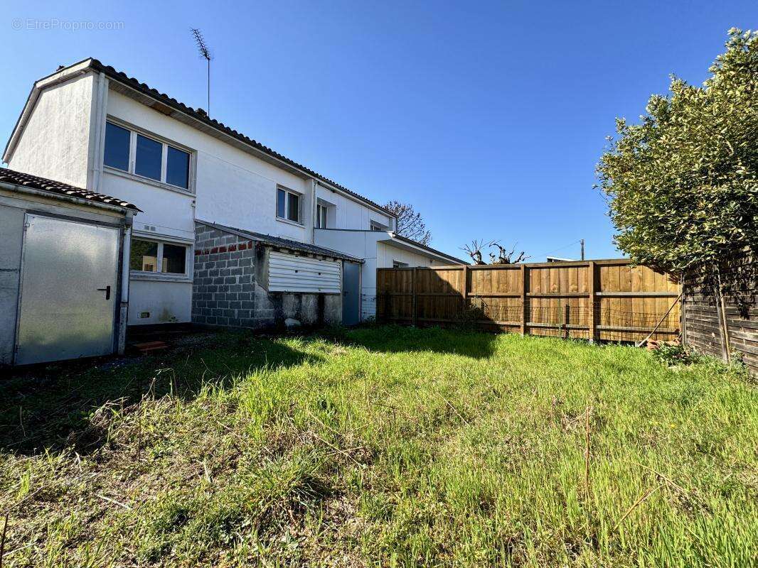 Maison à VILLENAVE-D'ORNON