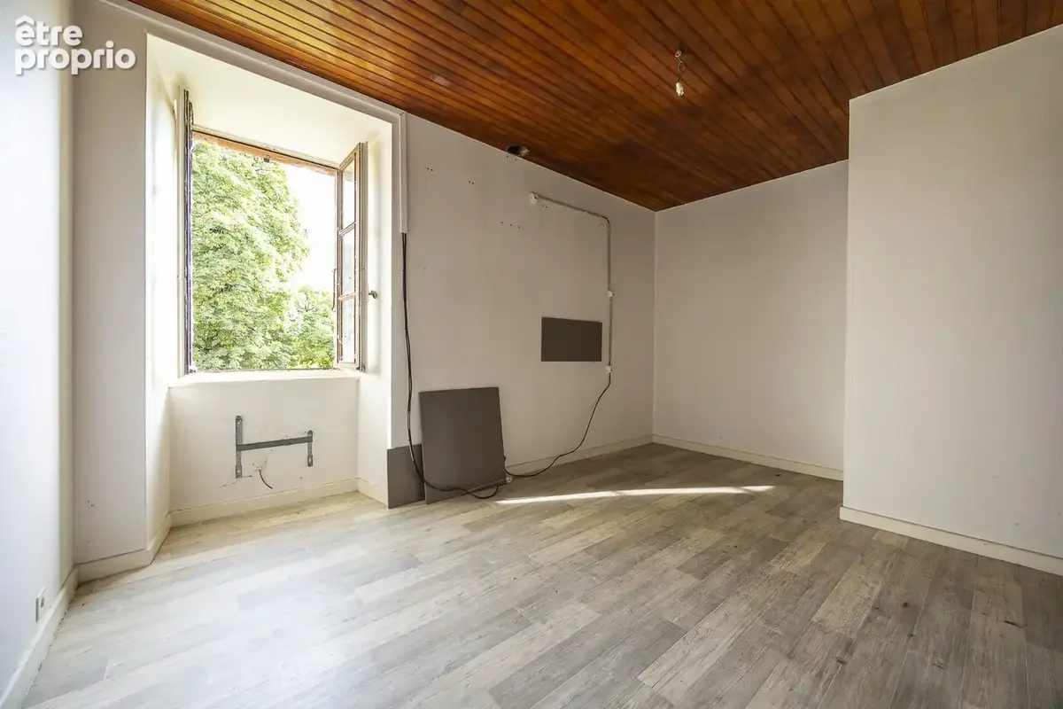 Maison 5 pièces 85 m² à vendre à Pleaux (15700) - photo 6