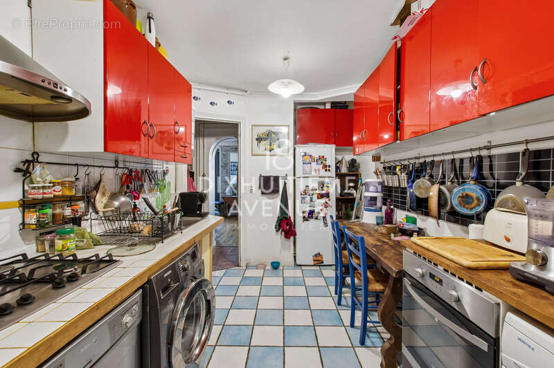 Appartement à PARIS-18E