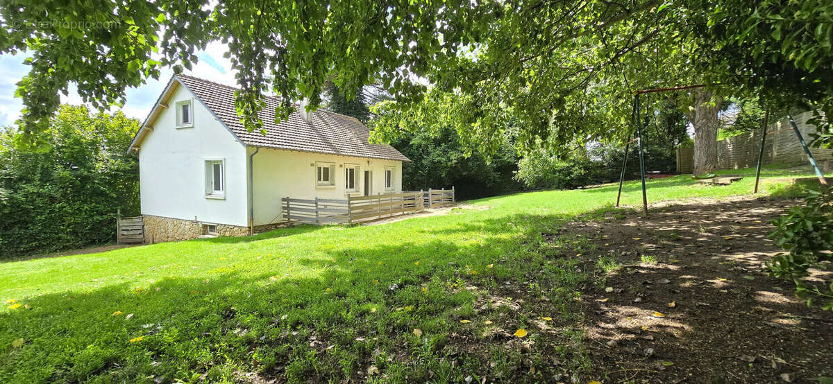 Maison à CHEVINCOURT