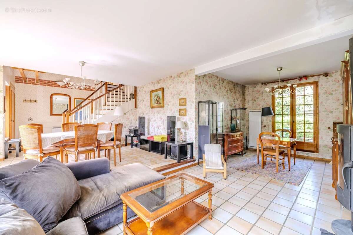 Maison à VILLEPREUX