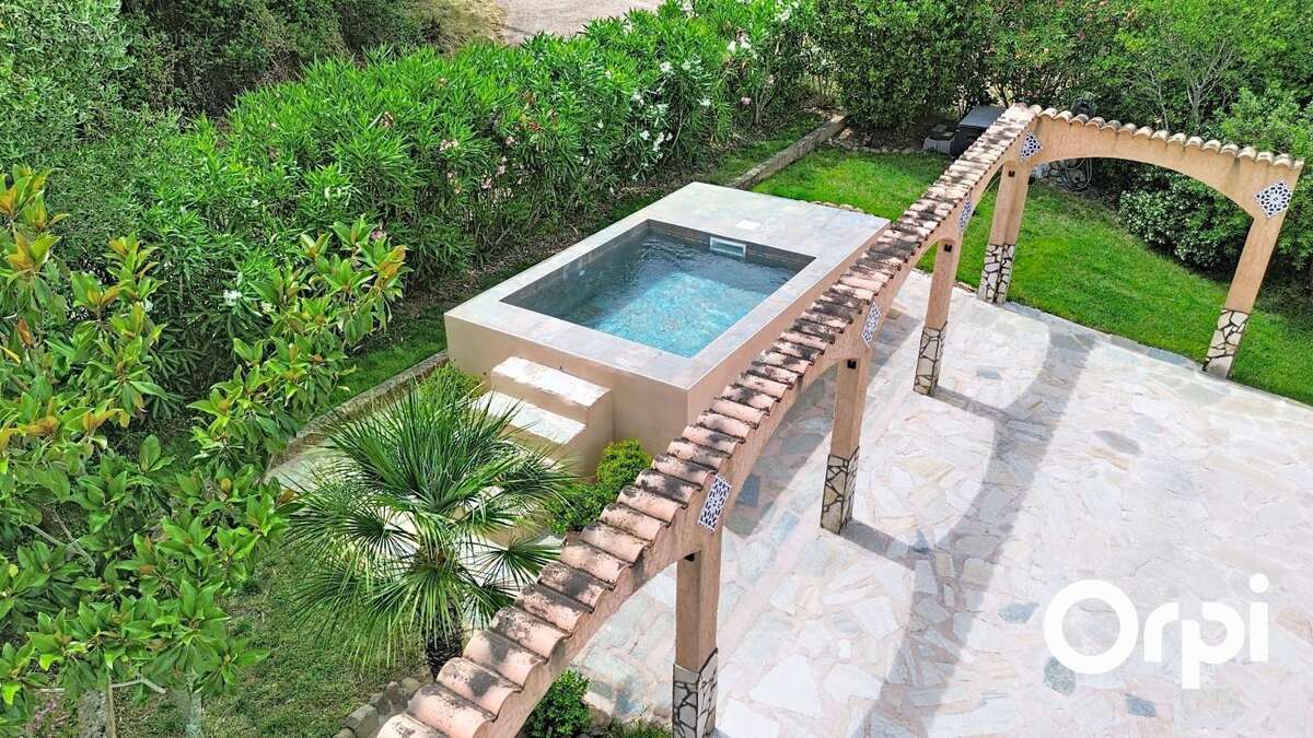 Maison à PORTO-VECCHIO