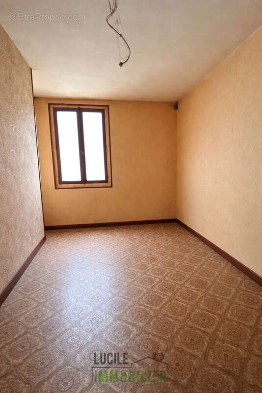 Maison de 50m² à renover 5 - Maison à CLERMONT