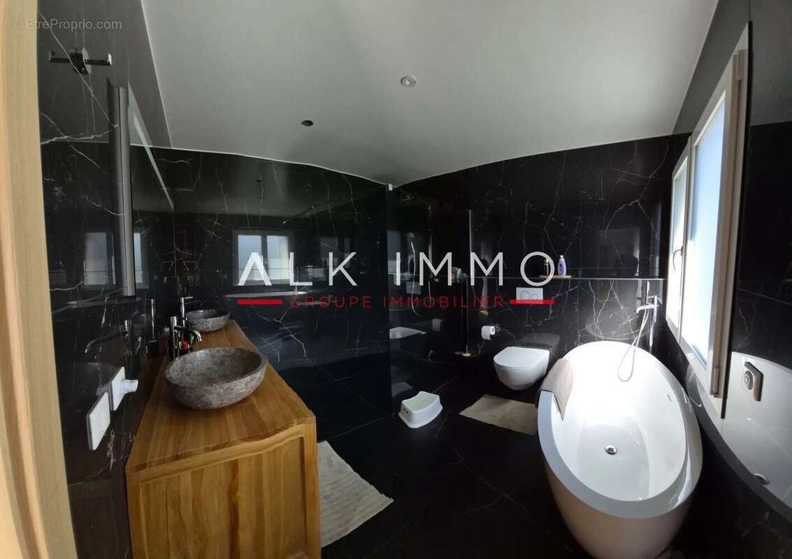 Maison à VEIGY-FONCENEX