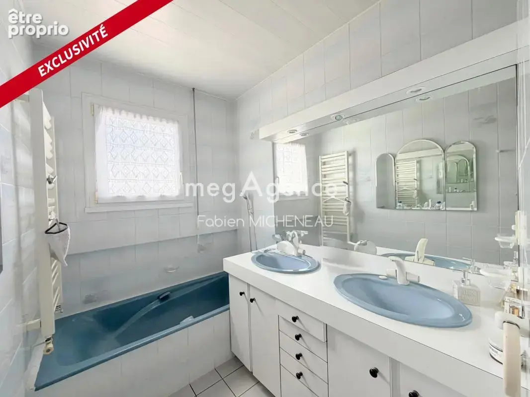 Maison La Séguinière - 135 m2 - 4 chambres - photo 10