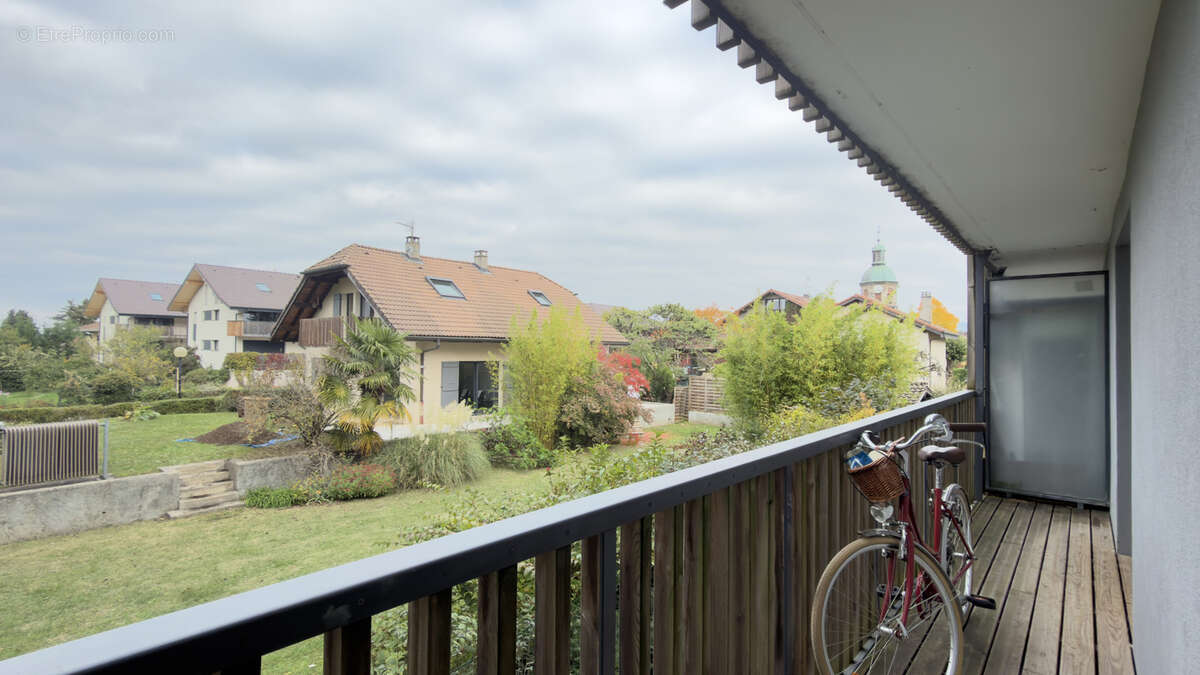 Appartement à CHENS-SUR-LEMAN