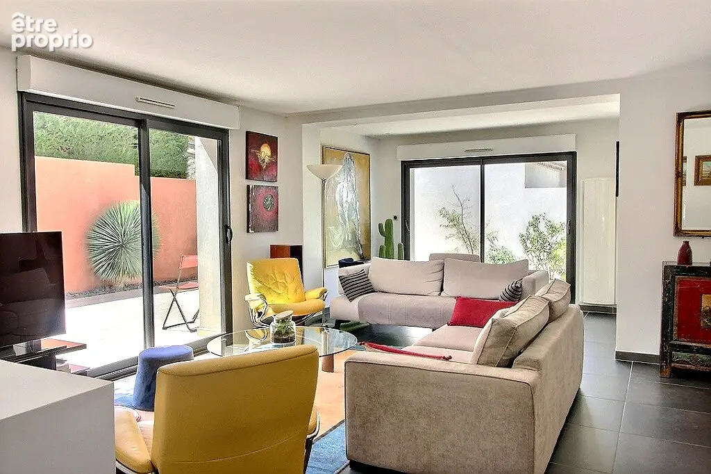 MAISON DE VILLE A VENDRE SAINT DIDIER 150 m² sur 750 m² de terrain avec piscine - photo 8