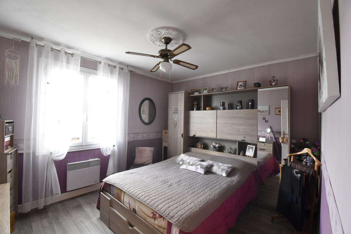 Maison à LA CELLE-SUR-LOIRE