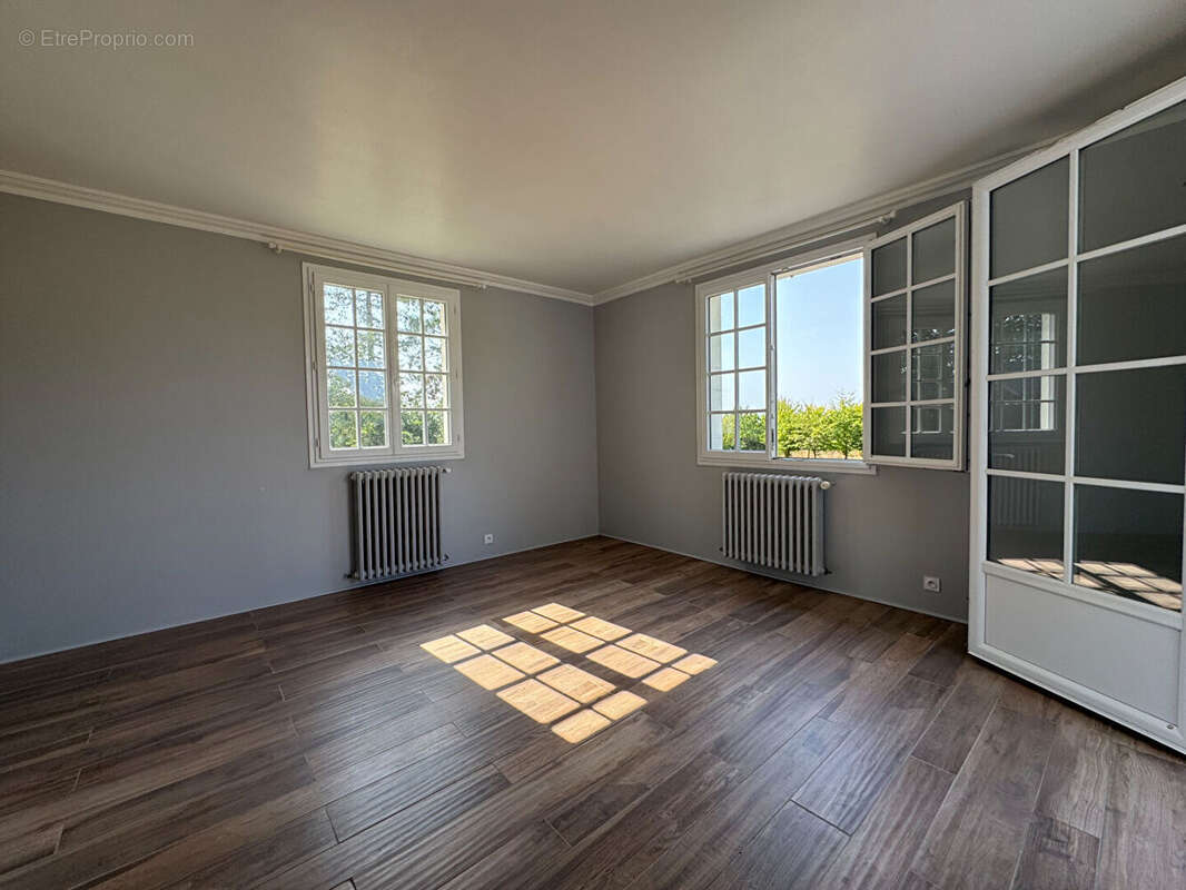 Maison à MARTIGNE-SUR-MAYENNE