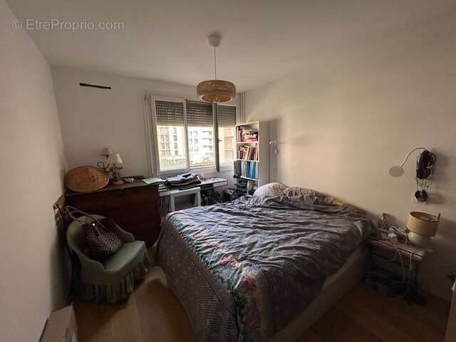 appartement F4 - centre ville - photo 7