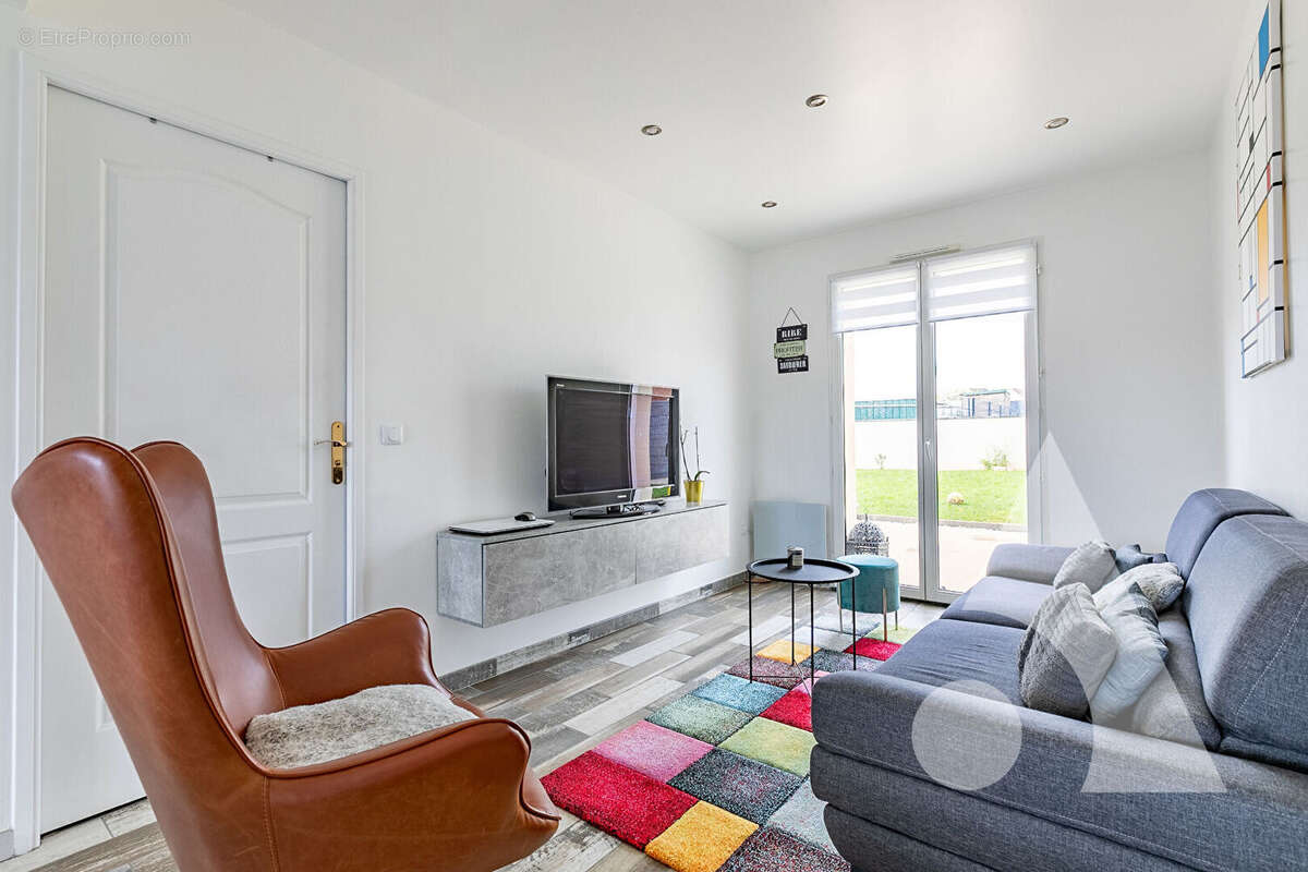 Pavillon de 2019 secteur Estrées Saint Denis 5 pièce(s) 94 m2 - photo 7