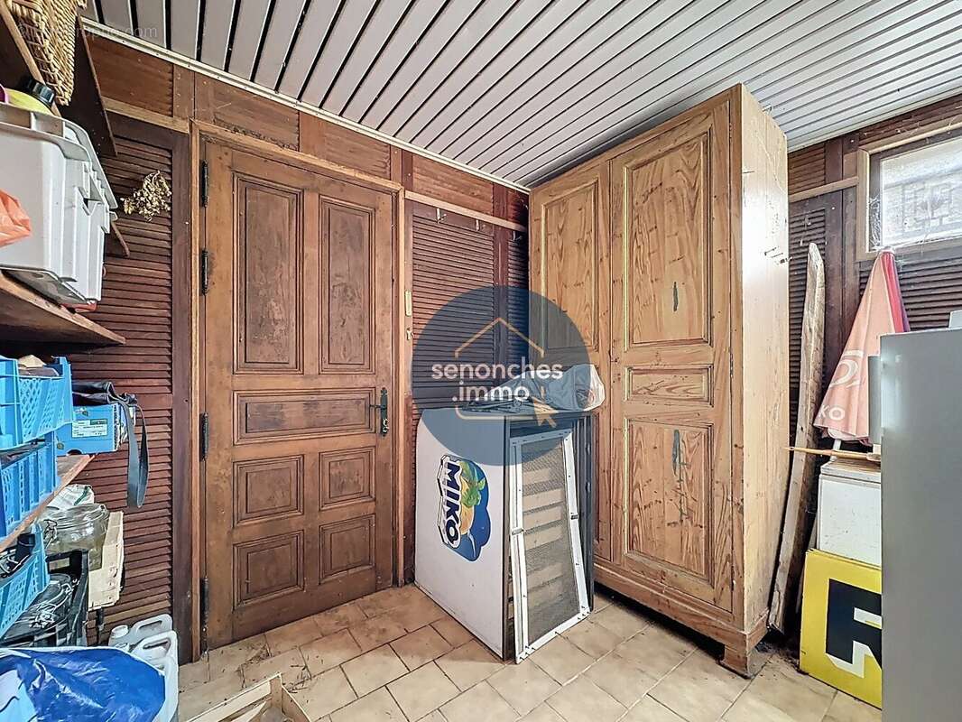 Maison à SAINT-VICTOR-DE-BUTHON