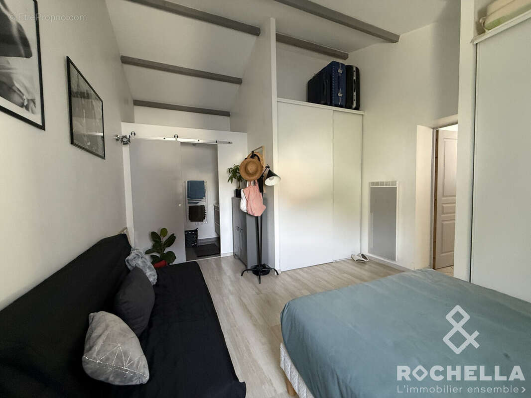 Maison 160 m² à Sainte-Soulle  - photo 9