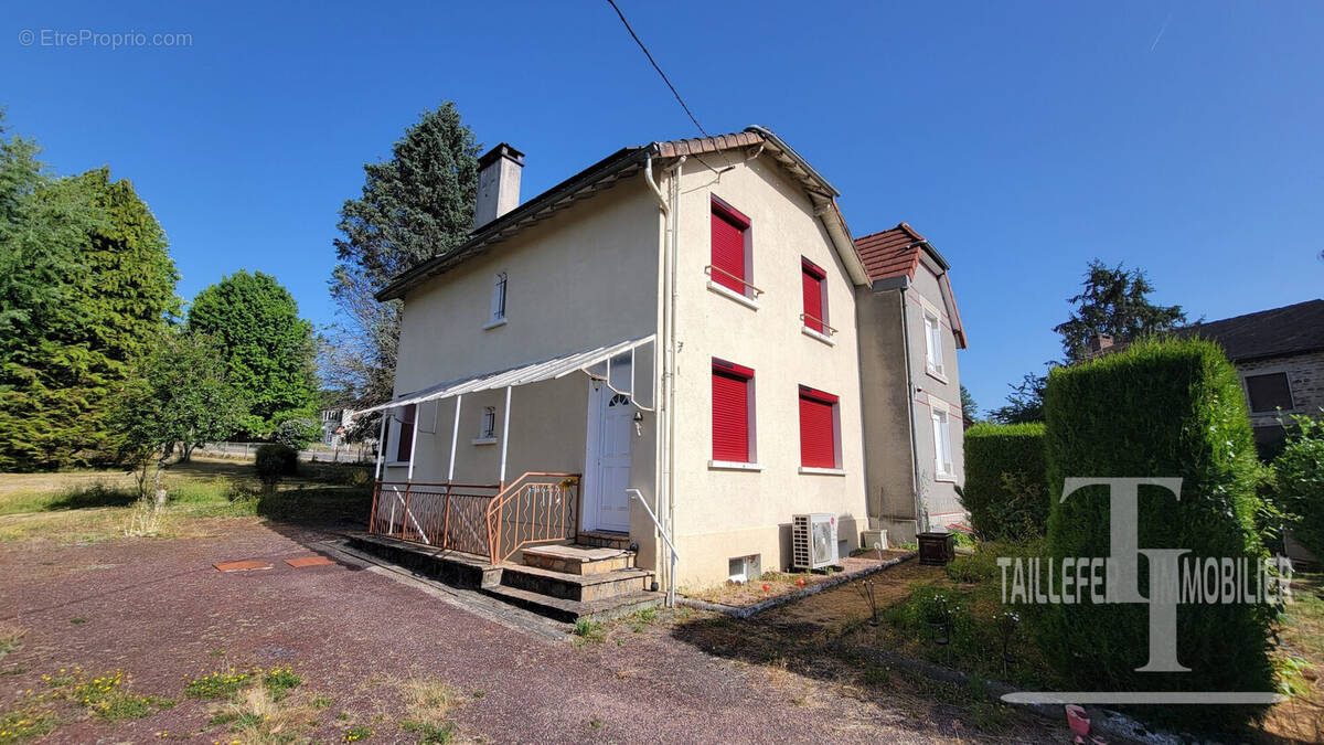 Maison 98 m² à Dournazac  - photo 3