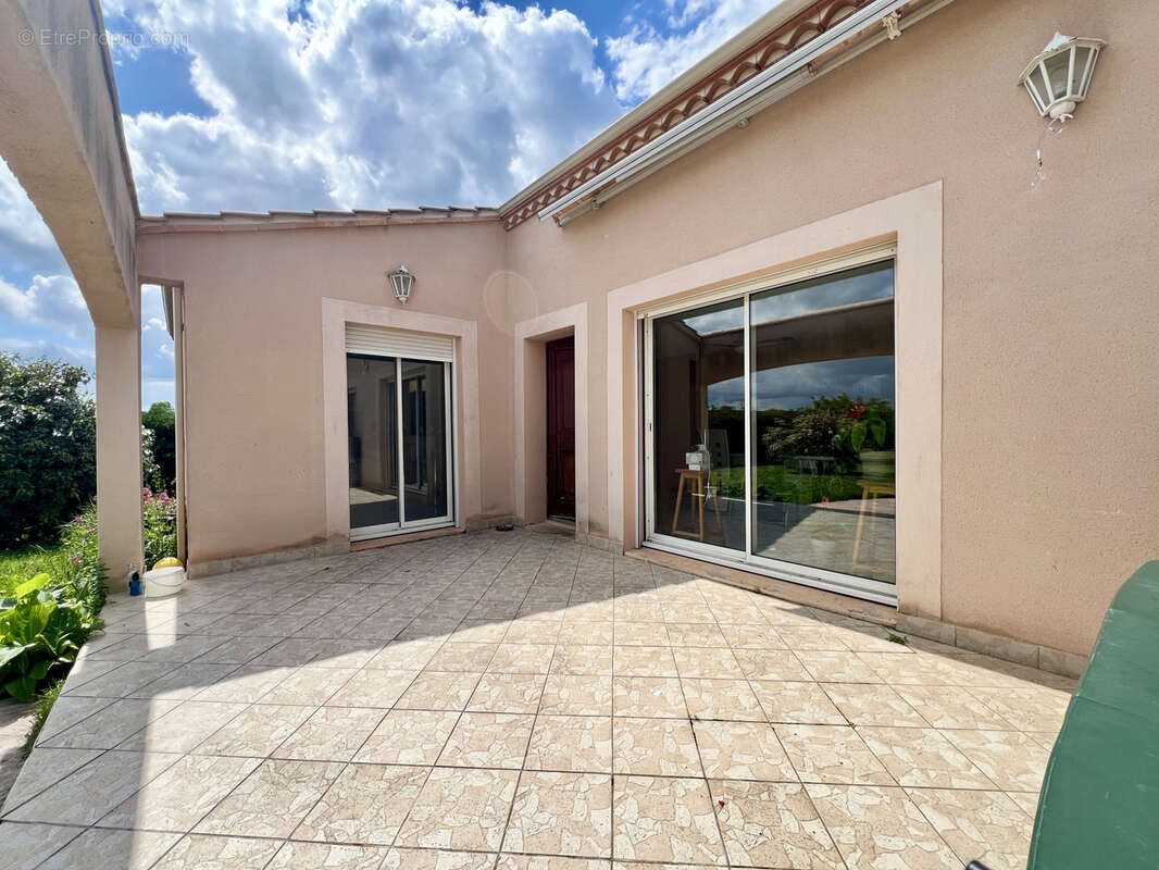 Maison à SAINT-PAUL-CAP-DE-JOUX