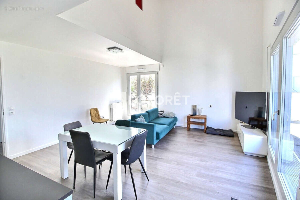 Appartement Duplex Asnieres Sur Seine 5 pièce(s) 107 m2 - photo 4