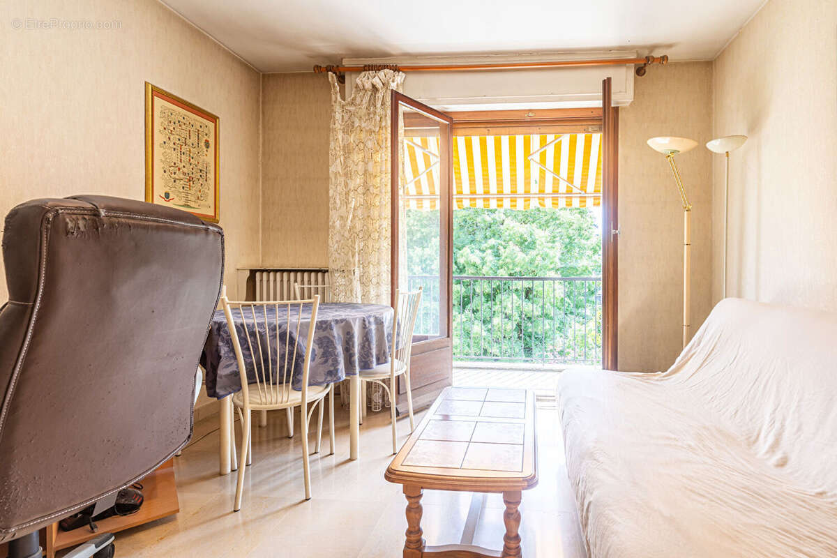 Agence immobiliere laforet - exclusivite - "jonquille" -  annecy secteur triangle d'or / parmelan - appartement t2 de 48,02m² -  - photo 3