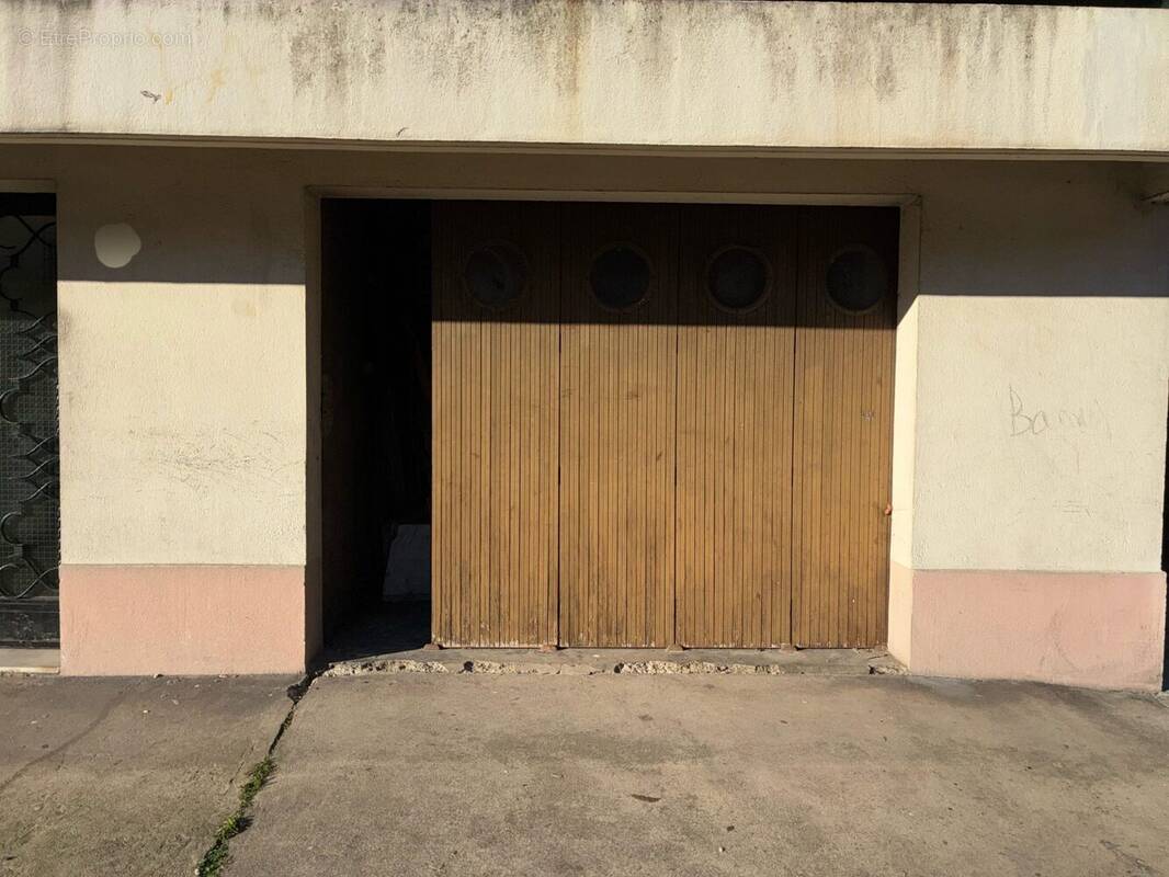 Parking à NOGENT-SUR-MARNE