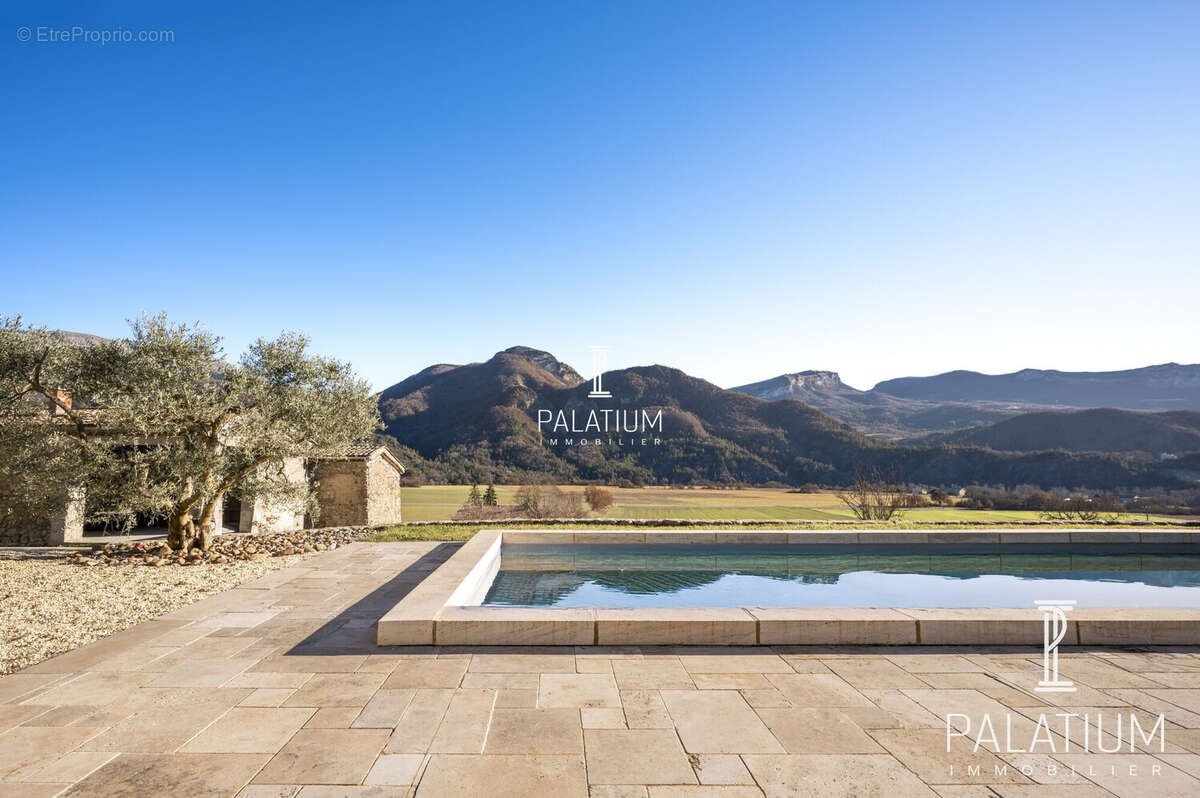 Maison 243 m² à Sisteron  - photo 8