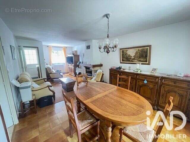 Photo 4 - Maison à DAMMARIE-LES-LYS