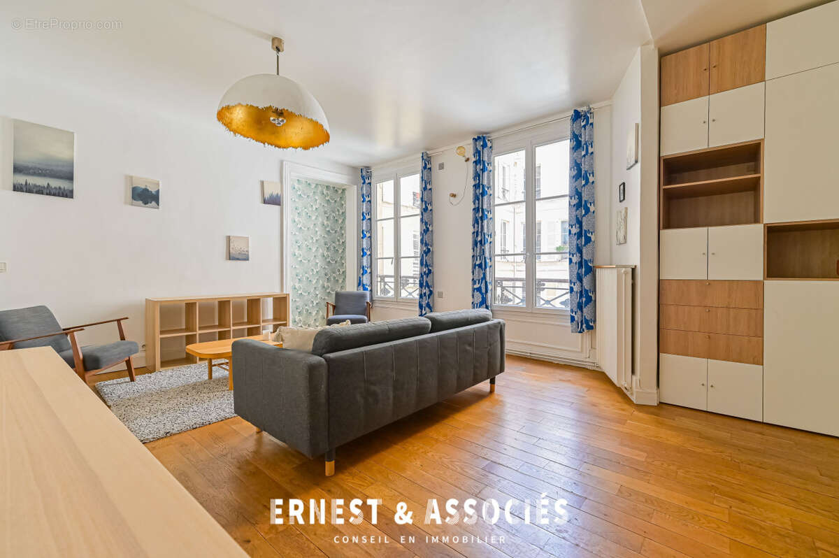 Appartement 95 m² à Paris-10e  - photo 3