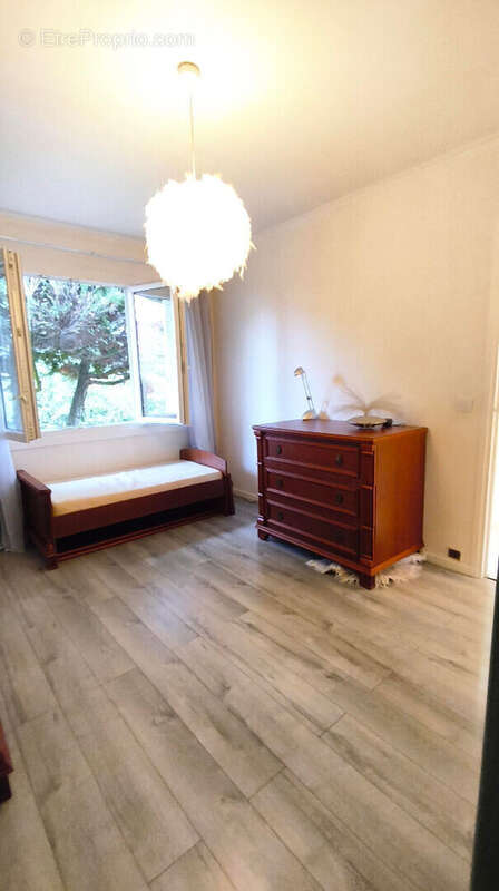 Maison à VIGNEUX-SUR-SEINE